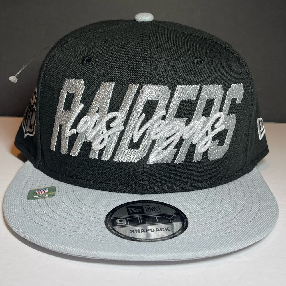 Las Vegas Raiders Black Silver Snapback hat new